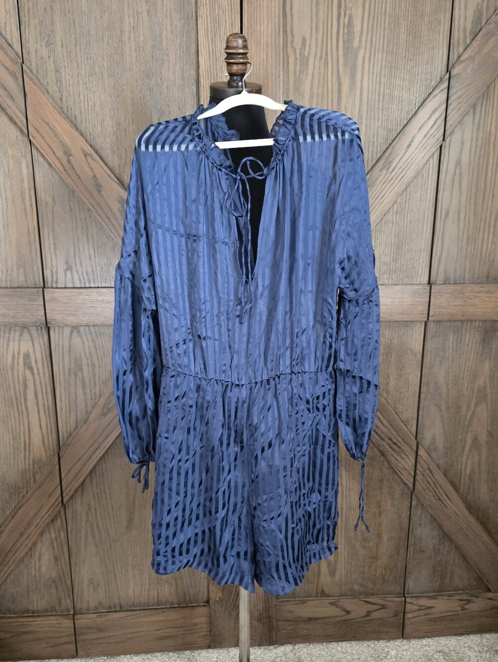 Alice + Olivia Navy Striped Silk Blend Long Sleeve Romper